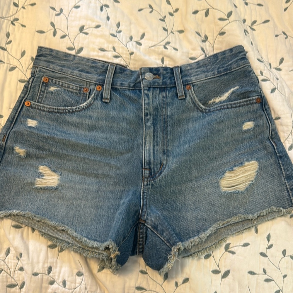 Madewell new without tags relaxed denim shorts size 27